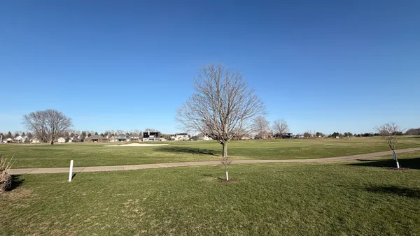 $115,000 | 2814 East Castlerock Drive, Urbana, IL 61802