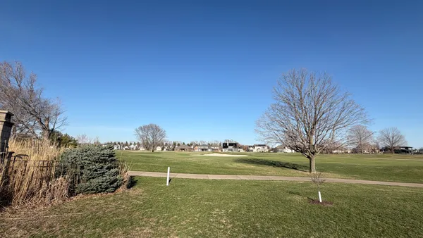 $115,000 | 2814 East Castlerock Drive, Urbana, IL 61802