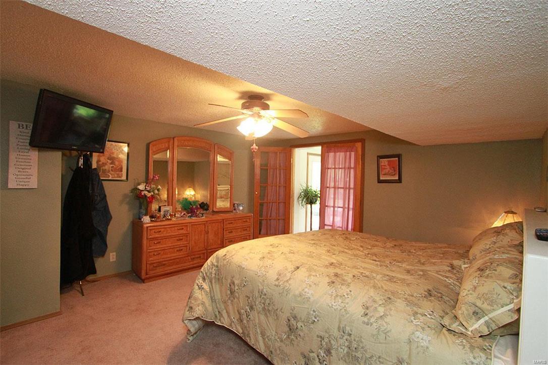 7003 Lockmann Road Collinsville, IL 62234 - Photo 16 of 36