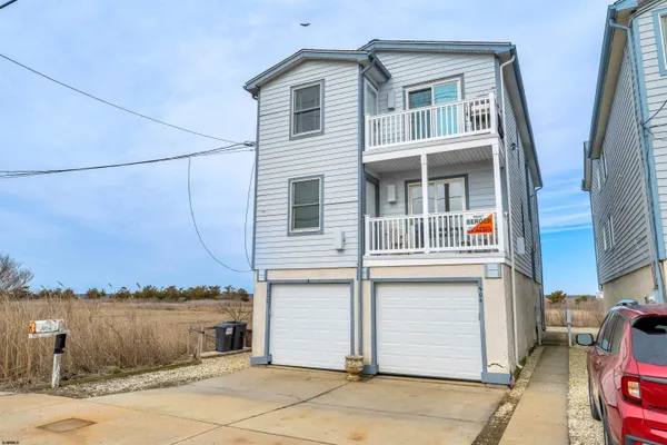 $925,000 | 3904 West Avenue, Unit 1, Ocean City, NJ 08226