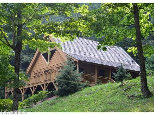 1085 Big Tree Road West Jefferson, NC 28694 - Photo 3 of 16 Exterior Front.
