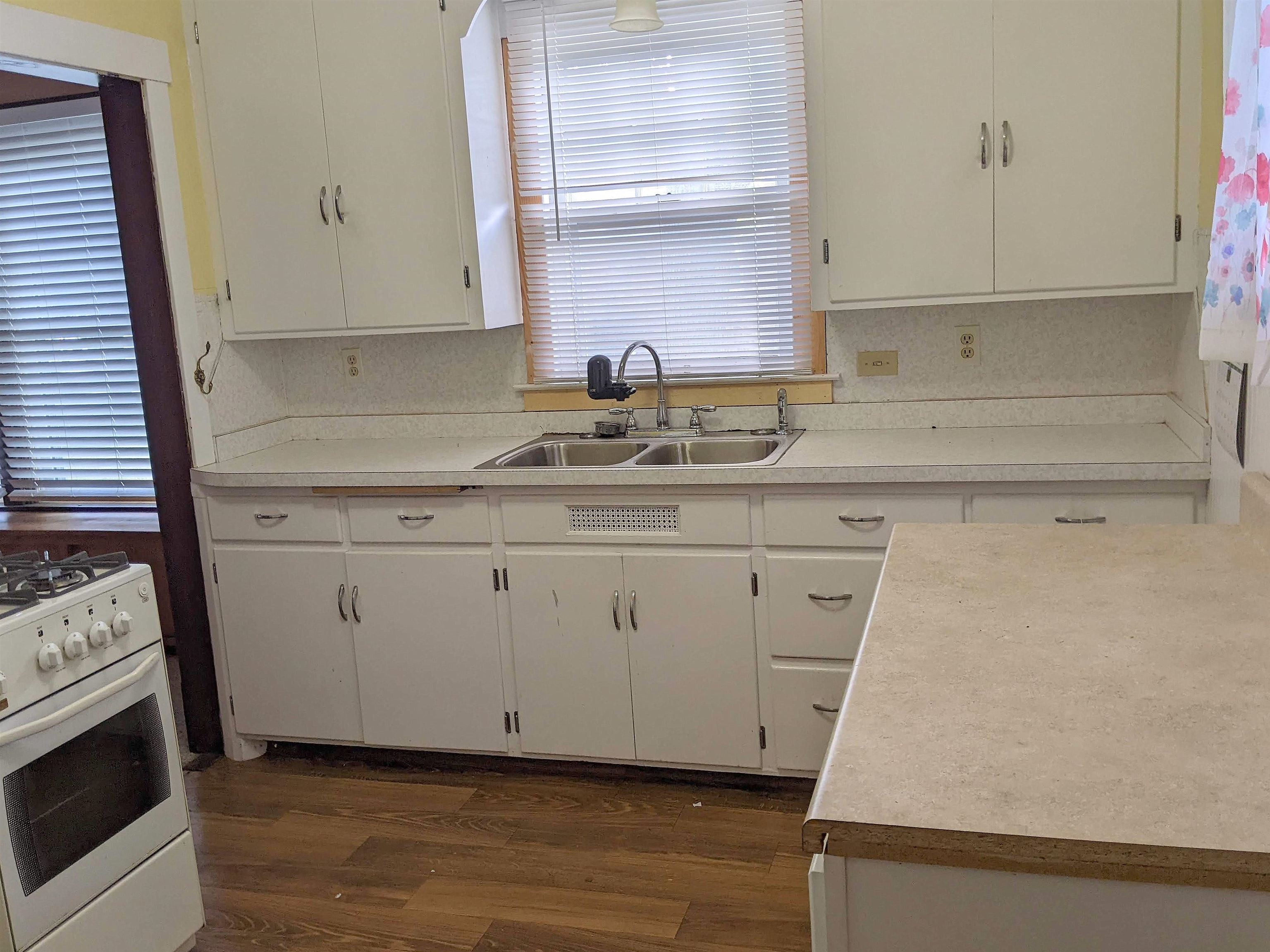 906 East Smith Road Bay City, MI 48706 - Photo 7 of 15