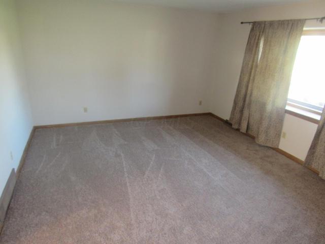 1828 Woodcrest Road Columbus, OH 43232 - Photo 3 of 20 Gallery Image 3