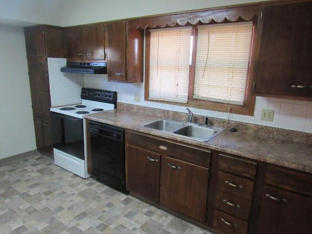 1828 Woodcrest Road Columbus, OH 43232 - Photo 4 of 20 Gallery Image 4