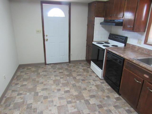 1828 Woodcrest Road Columbus, OH 43232 - Photo 5 of 20 Gallery Image 5
