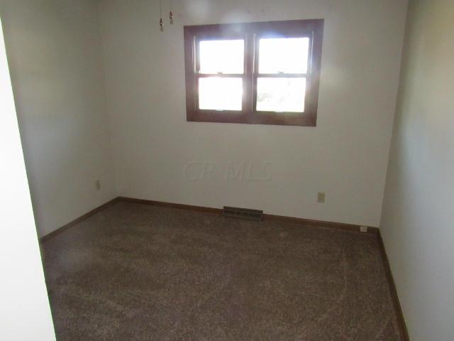 1828 Woodcrest Road Columbus, OH 43232 - Photo 7 of 20 Gallery Image 7