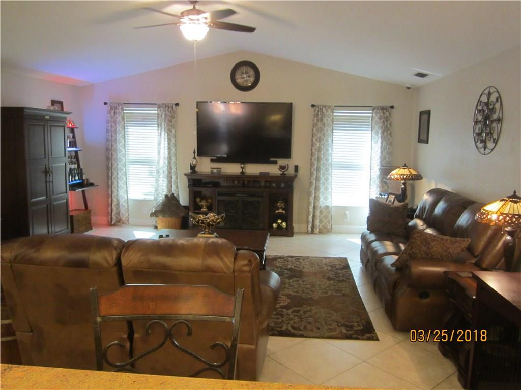17754 Woodview Terrace Boca Raton, FL 33487 - Photo 11 of 38 Photo 11