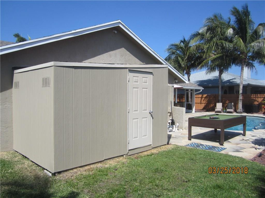 17754 Woodview Terrace Boca Raton, FL 33487 - Photo 23 of 38 Photo 23