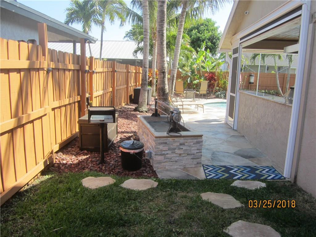 17754 Woodview Terrace Boca Raton, FL 33487 - Photo 29 of 38 Photo 29