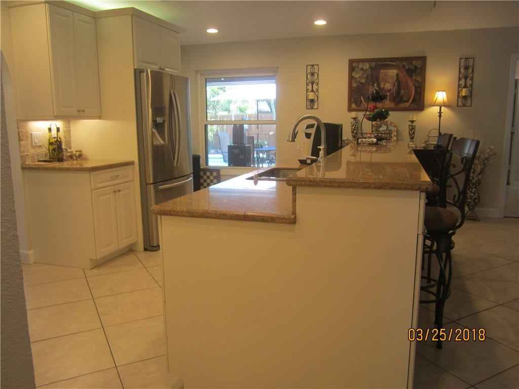 17754 Woodview Terrace Boca Raton, FL 33487 - Photo 9 of 38 Photo 9