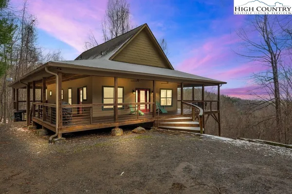 $699,000 | 423 Wolf Den Lane, Lenoir, NC 28645