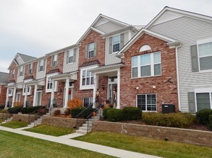 2909 Neubauer Circle Lindenhurst, IL 60046 - Photo 1 of 16