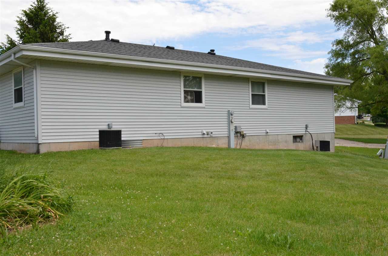 3019 Edelweiss Road Rockford, IL 61109 - Photo 4 of 20 Gallery Image 4