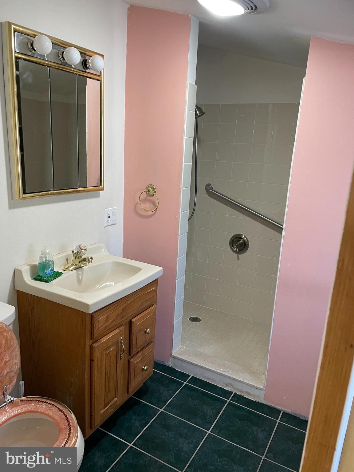 1817 West Porter Street Philadelphia, PA 19145 - Photo 9 of 18