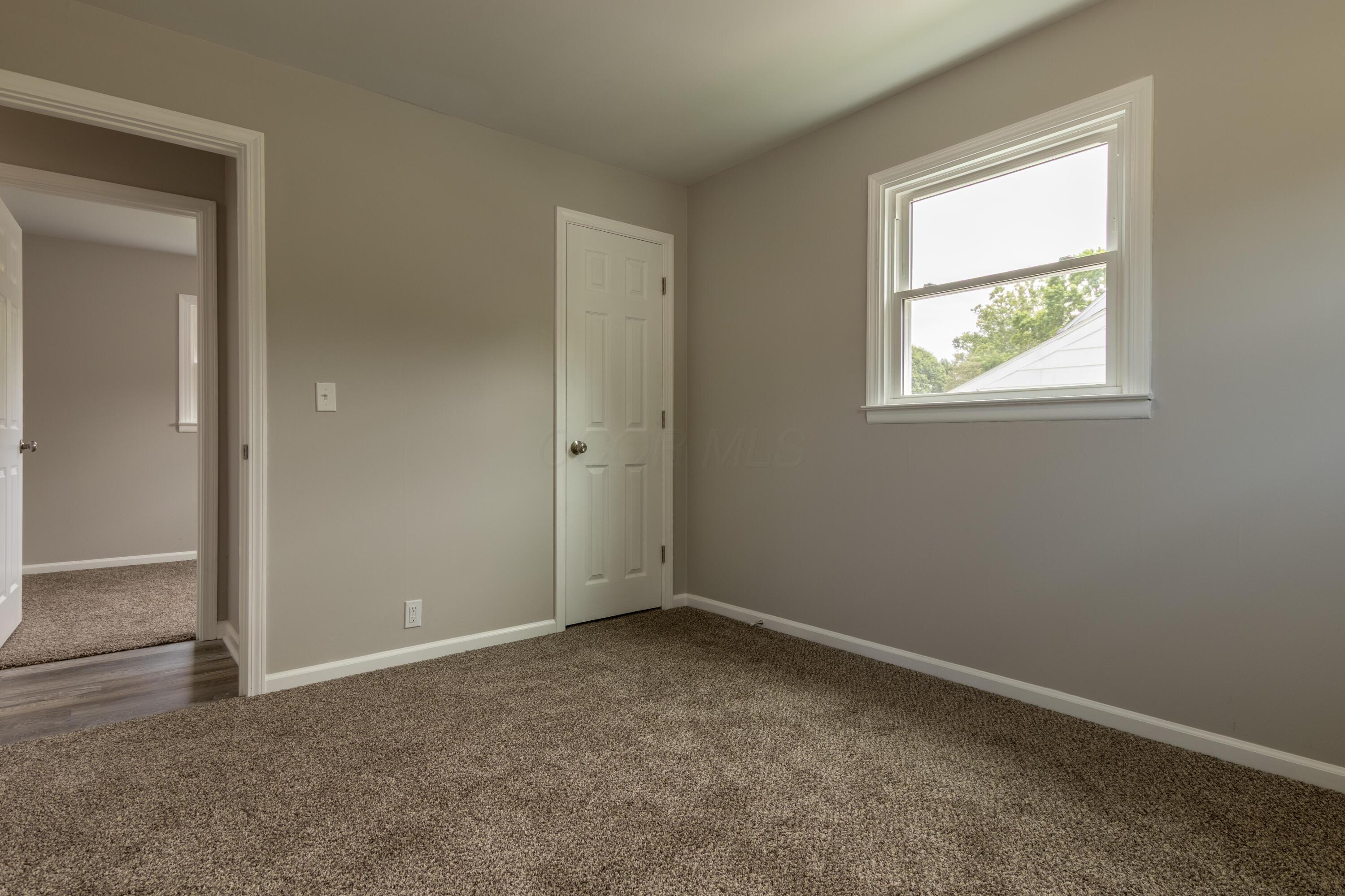 819 Spring Street Lancaster, OH 43130 - Photo 14 of 37 bedroom 2