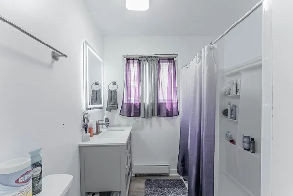 $570,000 | 1811 Kenilworth Avenue, Berwyn, IL 60402