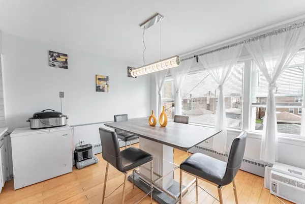 $570,000 | 1811 Kenilworth Avenue, Berwyn, IL 60402