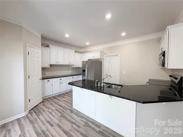 $701,000 | 20224 Northport Drive, Cornelius, NC 28031