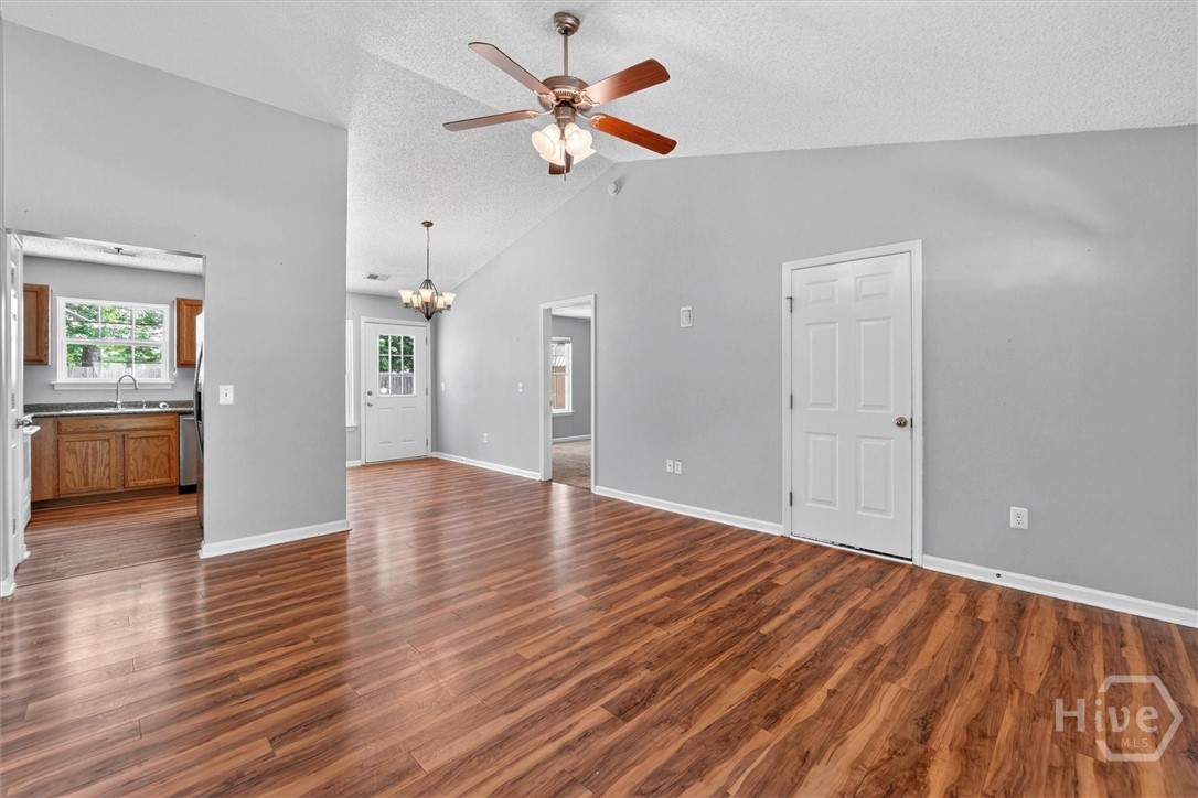 102 Sand Pine Court Springfield, GA 31329 - Photo 7 of 32 Gallery Image 7