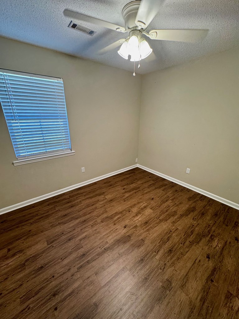 1120 Dean Church Road Ozark, AL 36360 - Photo 10 of 17 Gallery Image 10