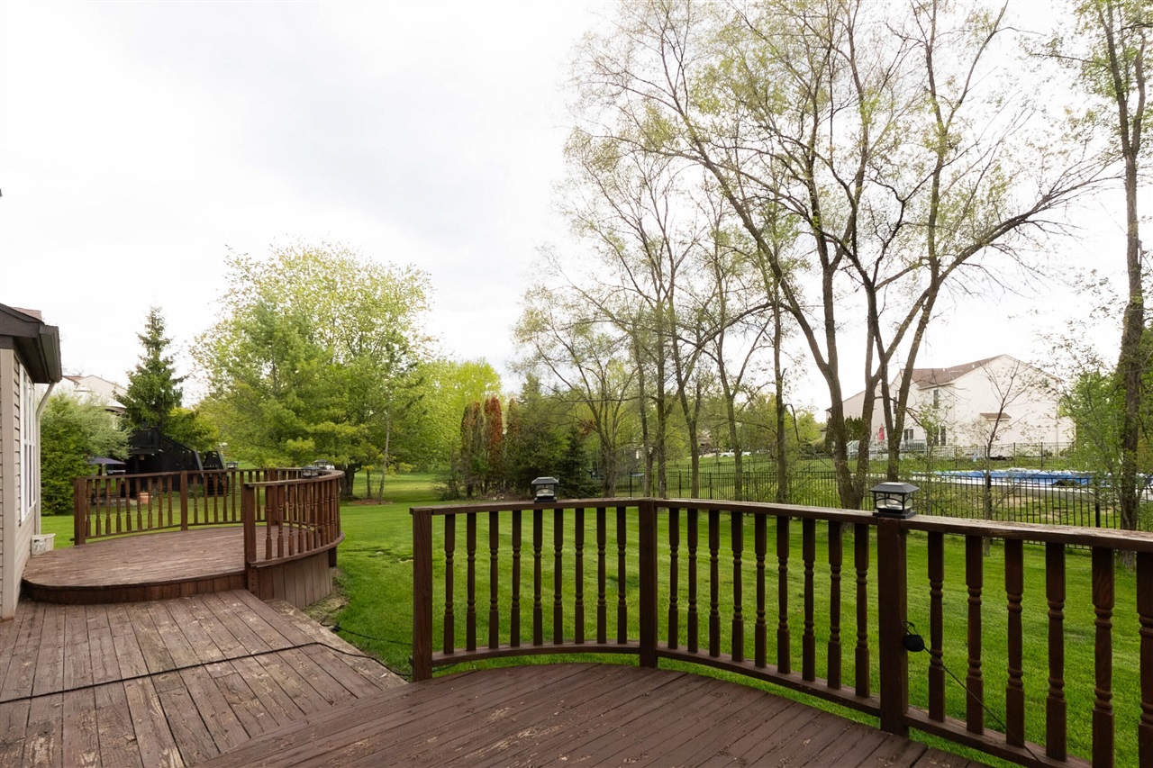 399 Quail Ridge Court Waterford, MI 48327 - Photo 38 of 44
