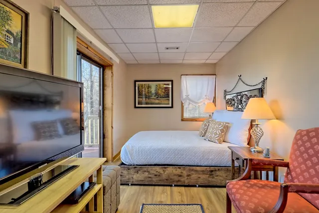 $2,300 | 1130 Frog Pond Road, Hiawassee, GA 30546