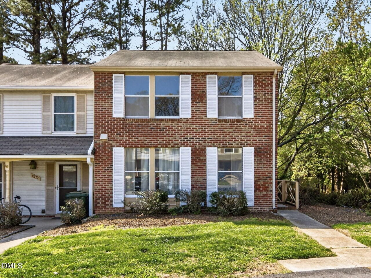 4333 Halliwell Drive Raleigh, NC 27606 - Photo 29 of 31 001-1280x960-photo