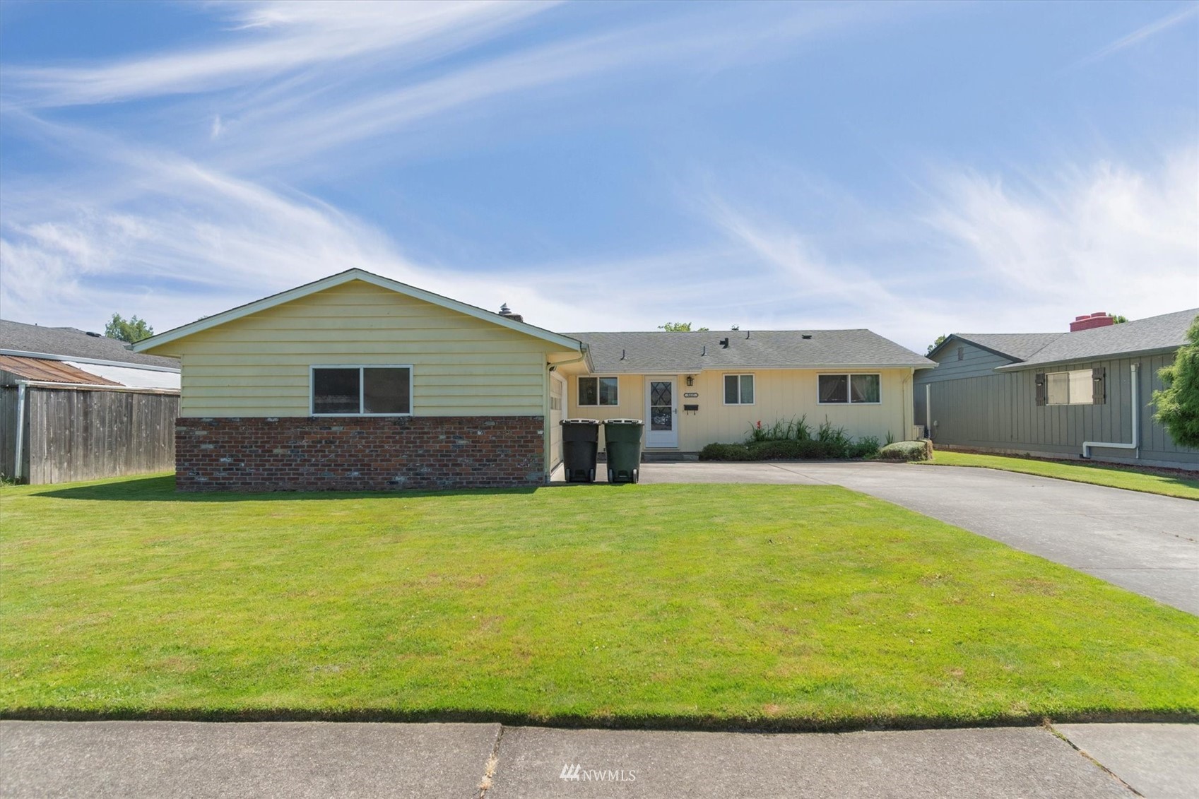 3237 Maple Street Longview, WA 98632 - Photo 2 of 36 Gallery Image 2