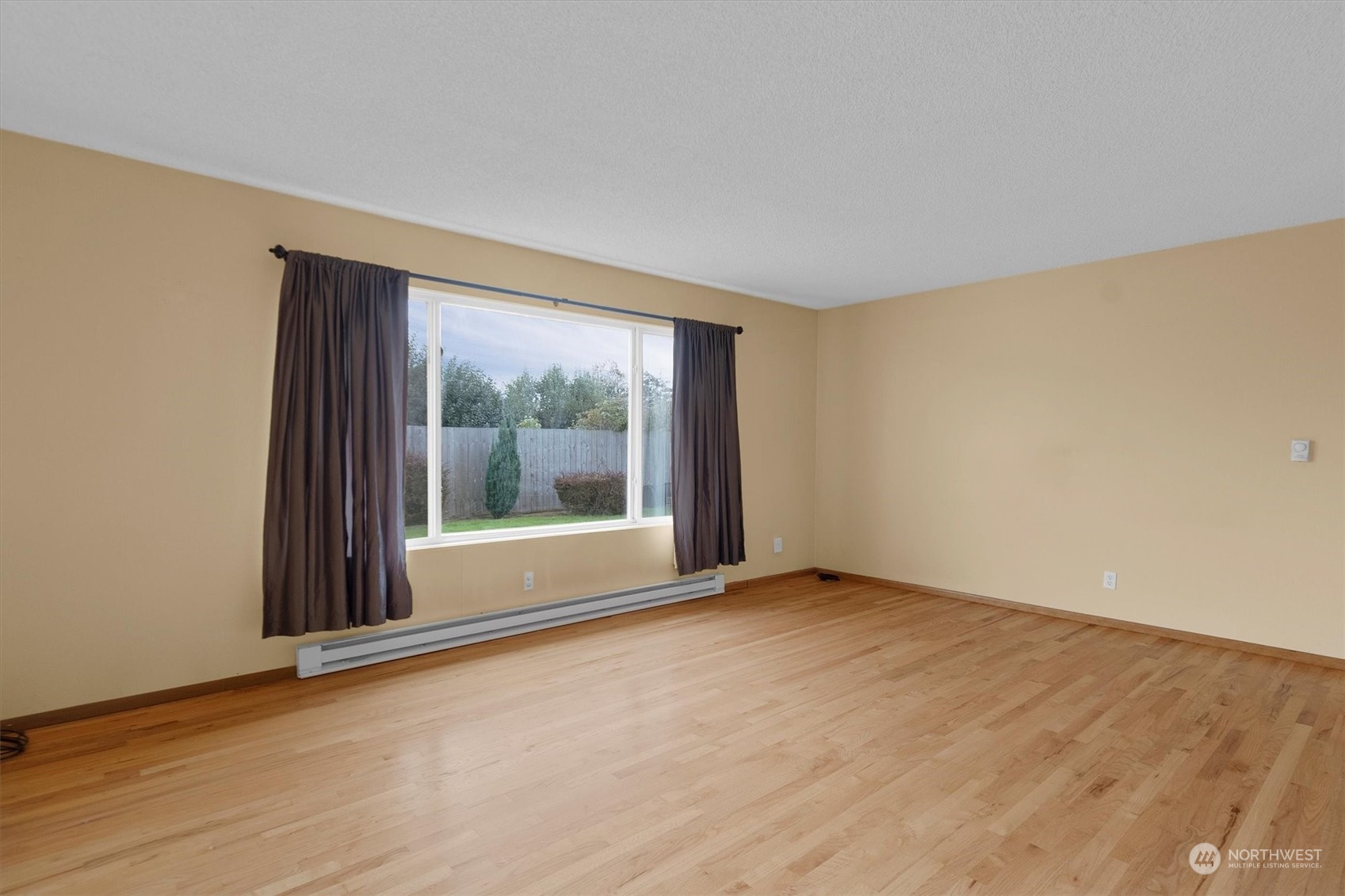 3237 Maple Street Longview, WA 98632 - Photo 7 of 36 Gallery Image 7
