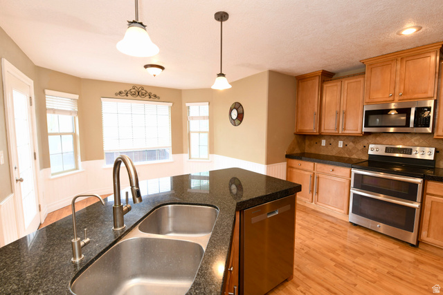 4344 Peppercorn Road North Lehi, UT 84048 - Photo 10 of 55