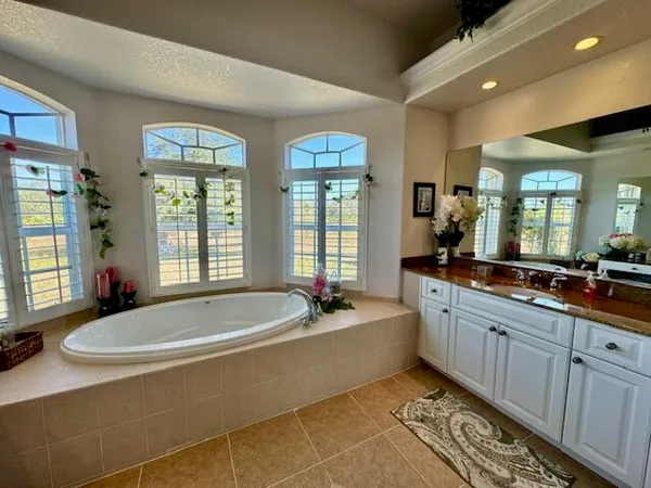 $2,200 | 4950 Cypress Grove Circle, Punta Gorda, FL 33982