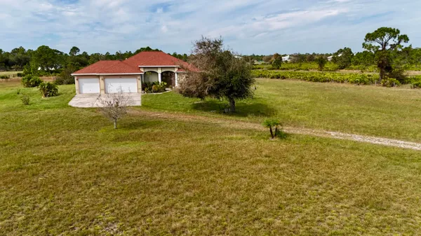 $2,200 | 4950 Cypress Grove Circle, Punta Gorda, FL 33982