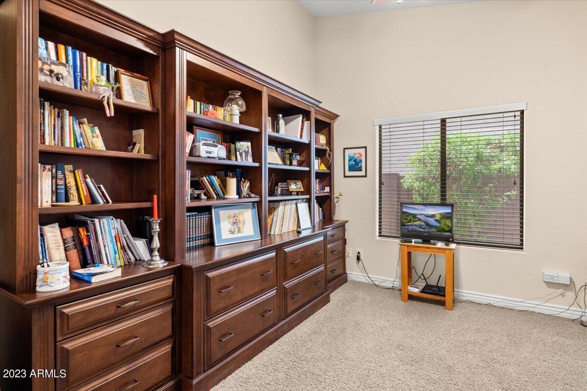4037 East Hashknife Road Phoenix, AZ 85050 - Photo 16 of 35 16-Office
