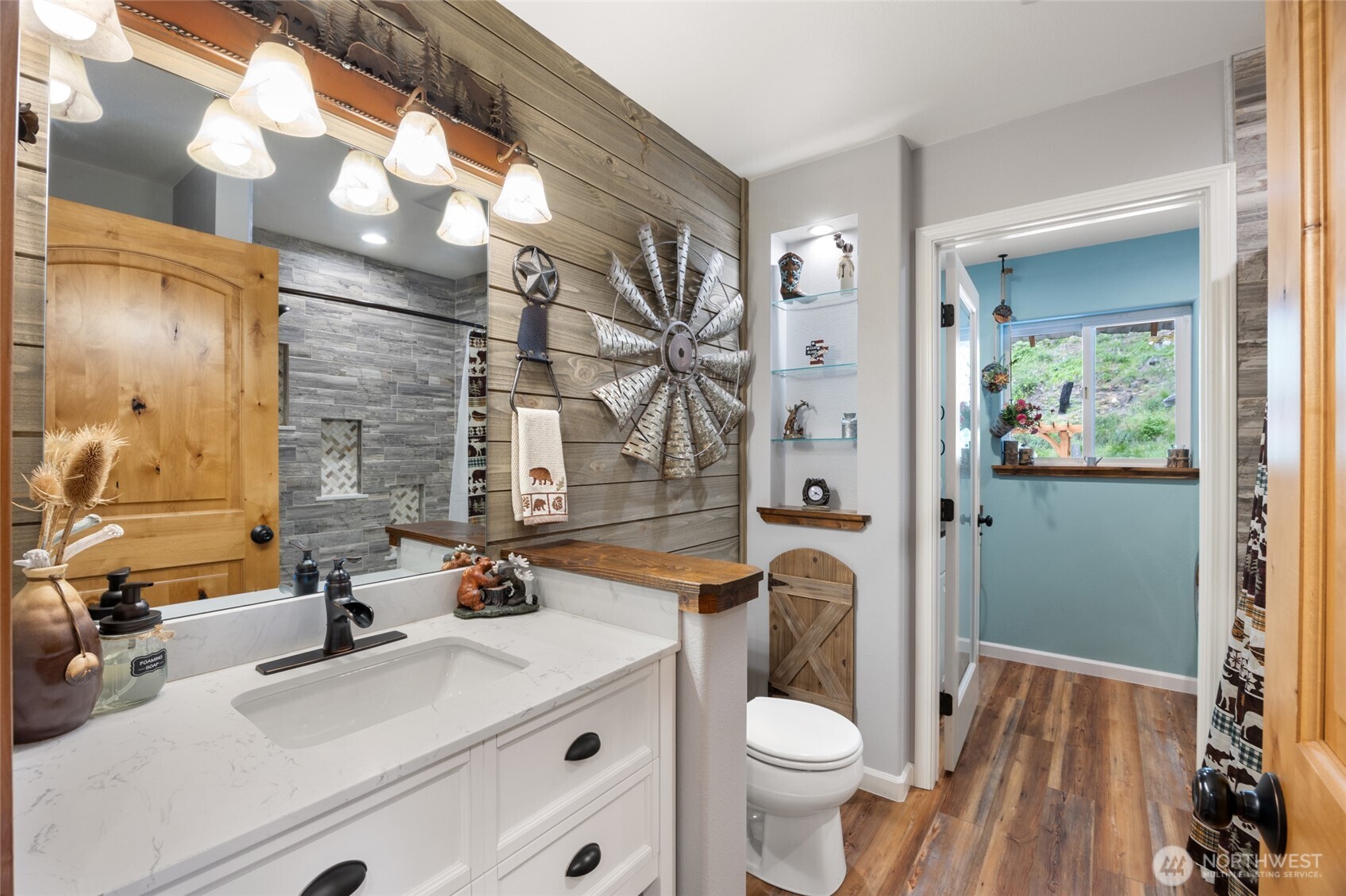 11125 Entiat River Road Entiat, WA 98822 - Photo 33 of 40 a bathroom with a sink toilet and shower
