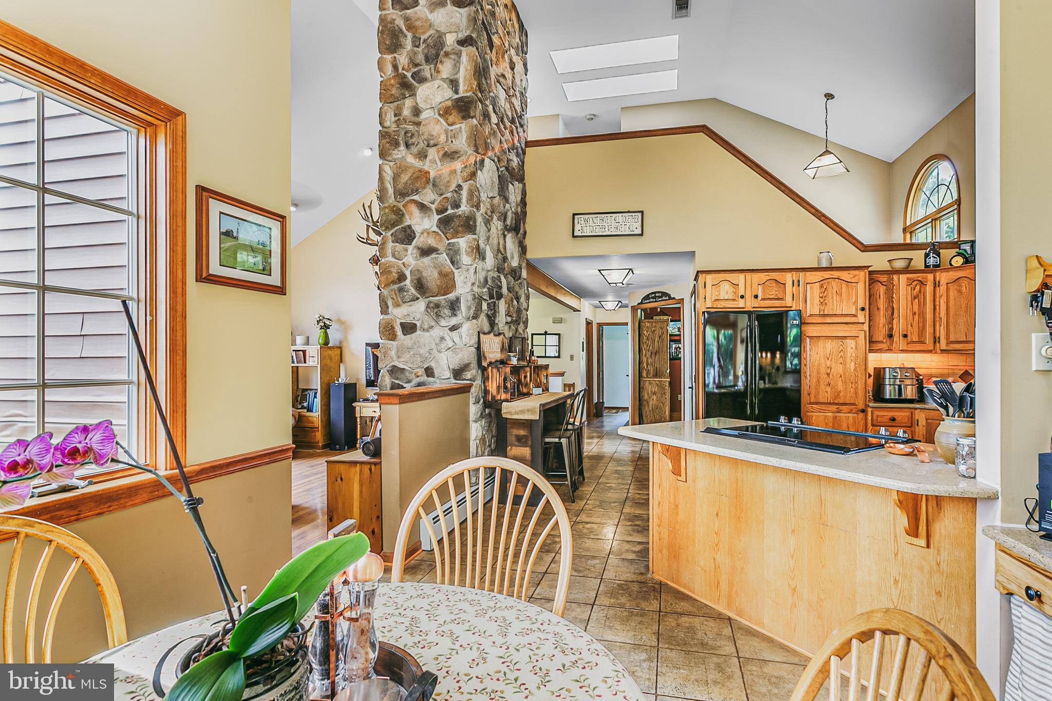 25 Lenape Road Barto, PA 19504 - Photo 17 of 47 Breakfast Room