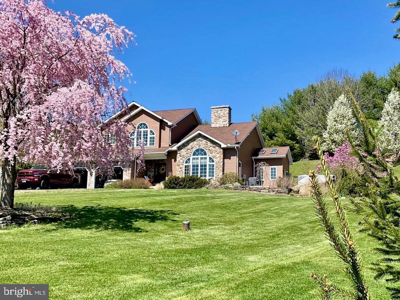 25 Lenape Road Barto, PA 19504 - Photo 42 of 47 Views through the seasons