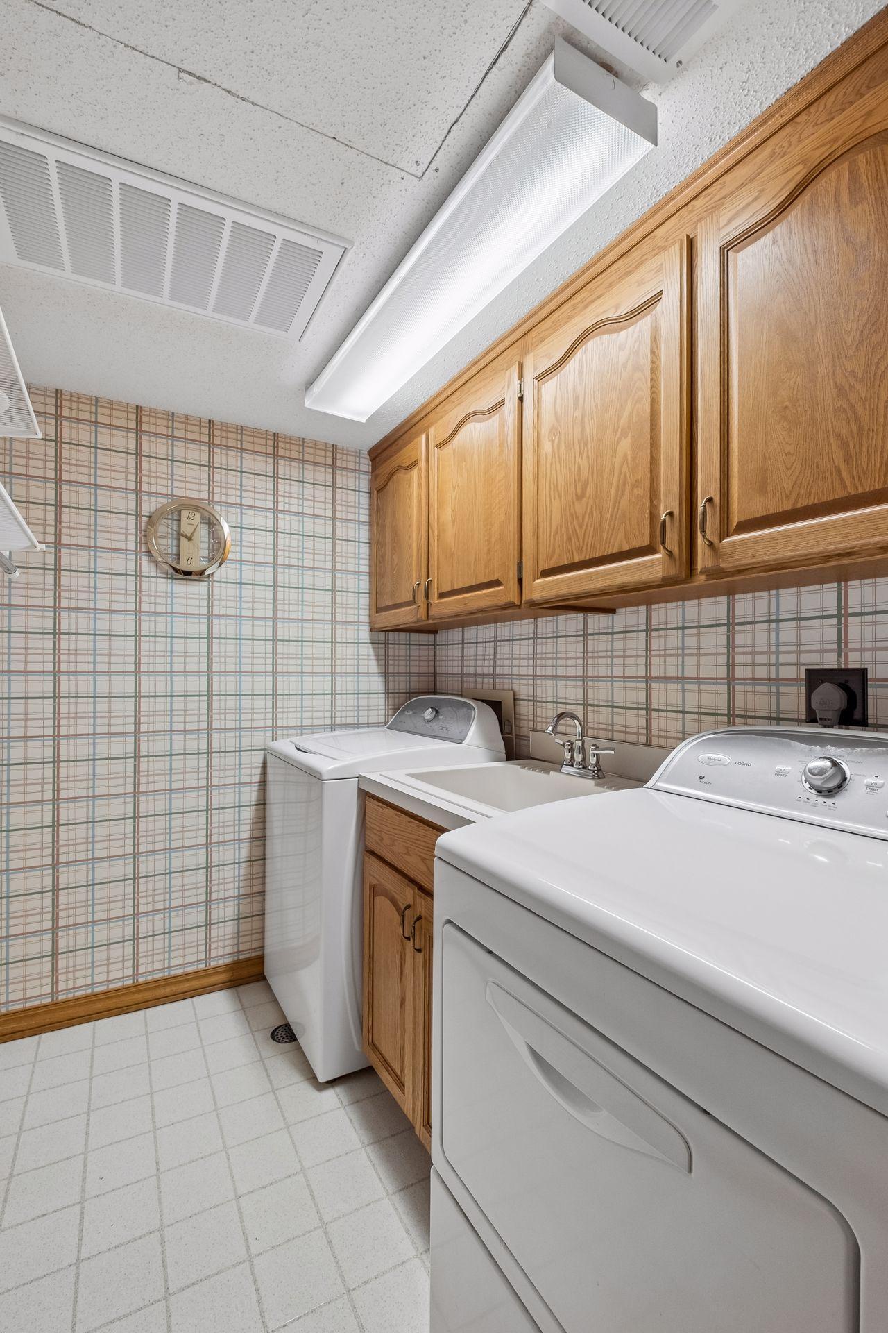 6100 Auto Club Road, Unit 316 Bloomington, MN 55438 - Photo 12 of 27