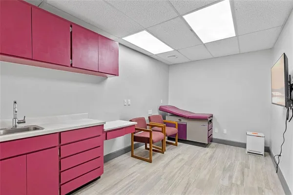 $1,100,000 | 901 North Grove Street, Eustis, FL 32726