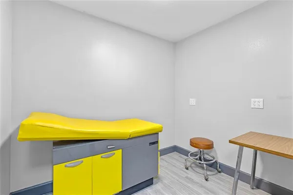 $1,100,000 | 901 North Grove Street, Eustis, FL 32726