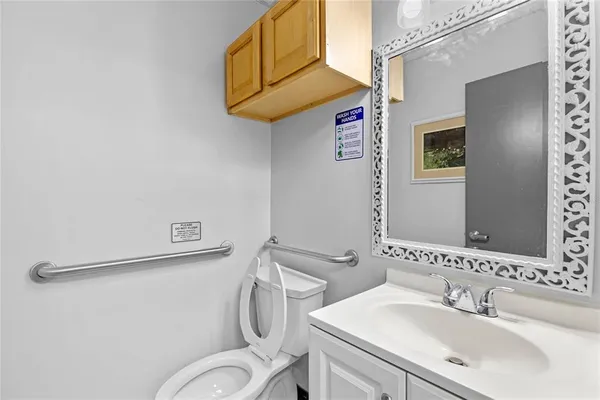 $1,100,000 | 901 North Grove Street, Eustis, FL 32726