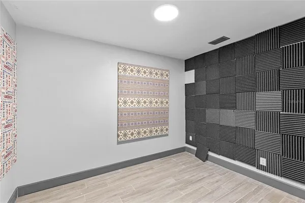 $1,100,000 | 901 North Grove Street, Eustis, FL 32726