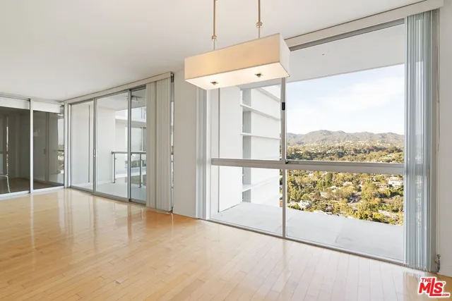 $885,000 | 201 Ocean Avenue, Unit 1705P, Santa Monica, CA 90402