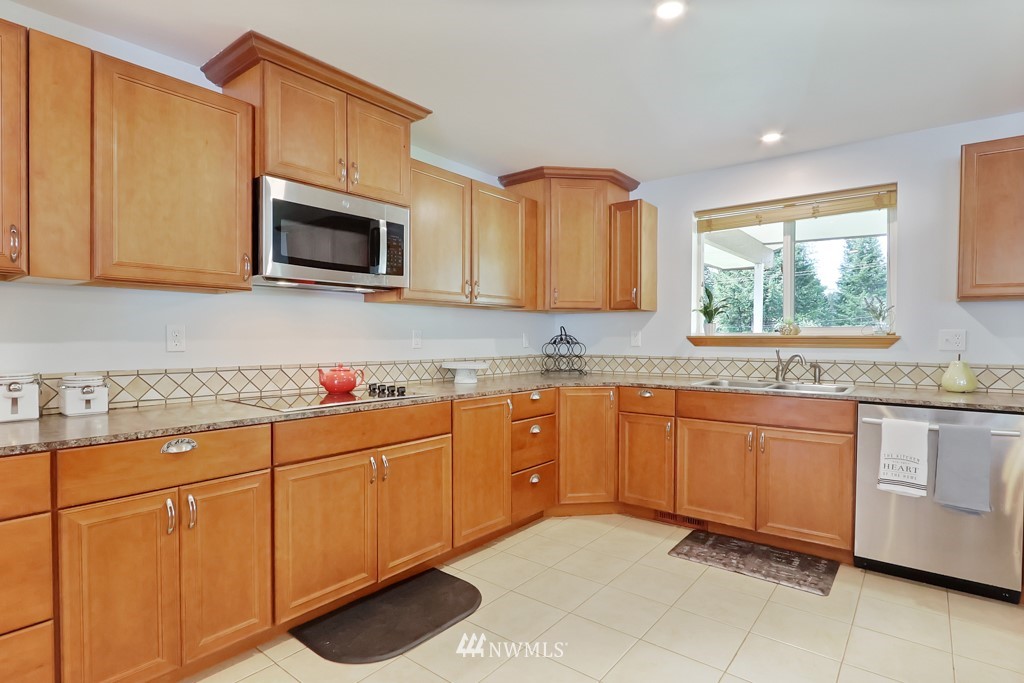 135 Gharet Road Randle, WA 98377 - Photo 9 of 27 Gallery Image 9