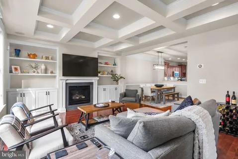 $945,000 | 2503 South Kenmore Court, Arlington, VA 22206