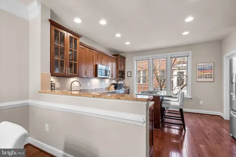 $945,000 | 2503 South Kenmore Court, Arlington, VA 22206