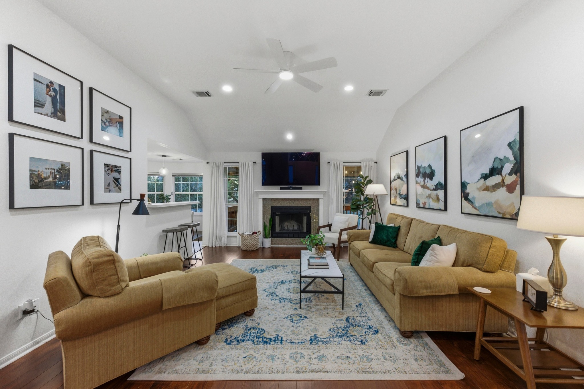 6925 Auckland Drive Austin, TX 78749 - Photo 4 of 29 After a long day, breathe a sigh of relief as you relax in the easy comfort of this thoughtfully updated home.