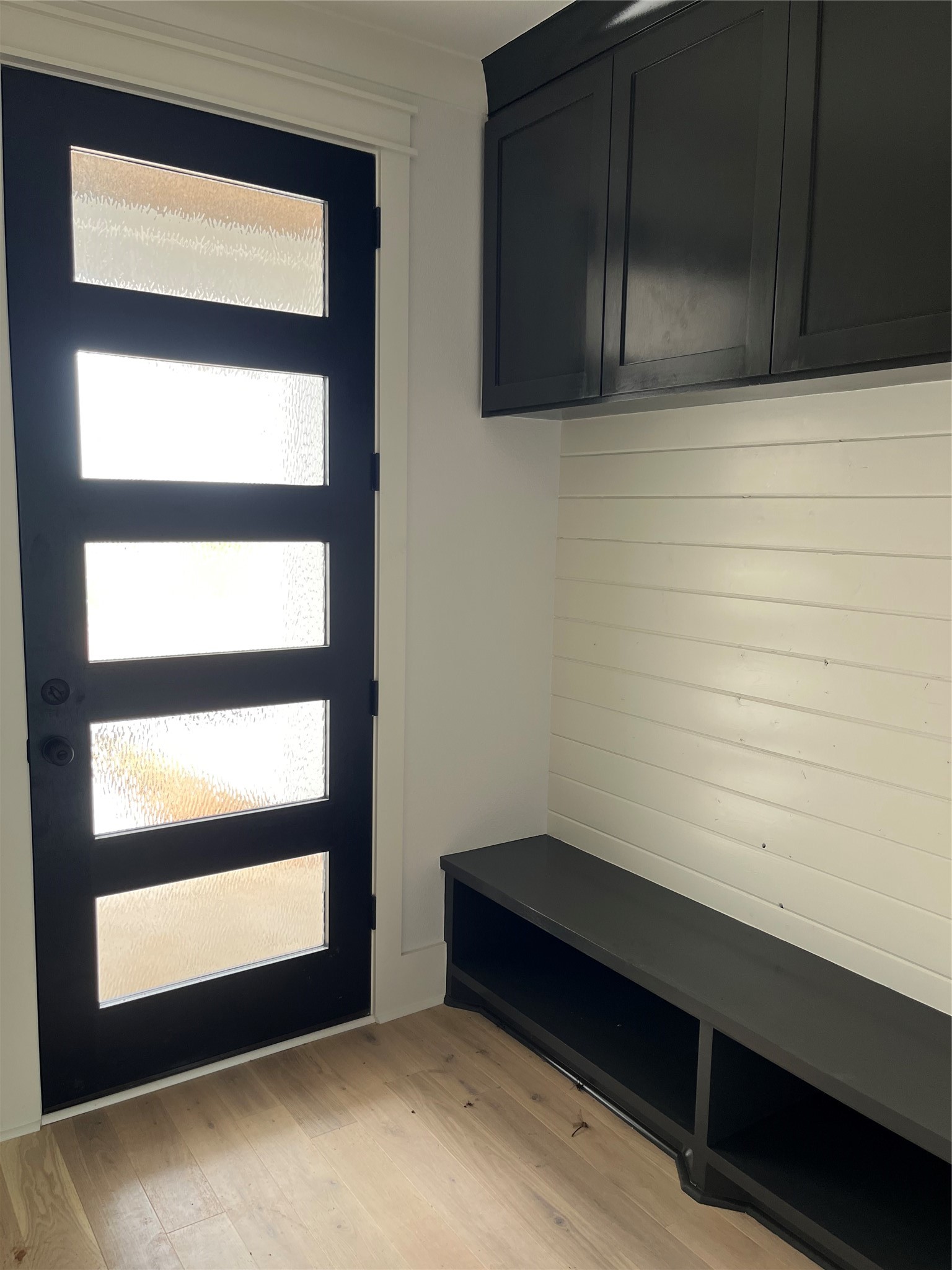 8900 Kulow Road Sealy, TX 77474 - Photo 11 of 28 Mud Room
