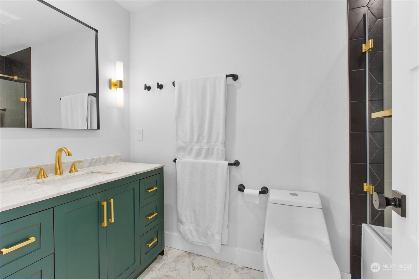 857 Walnut Street Edmonds, WA 98020 - Photo 19 of 40 Gallery Image 19