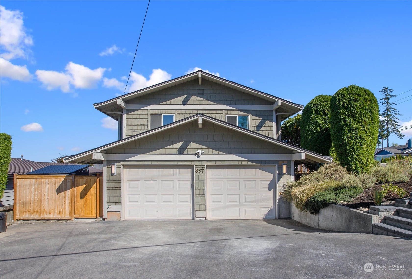 857 Walnut Street Edmonds, WA 98020 - Photo 2 of 40 Gallery Image 2