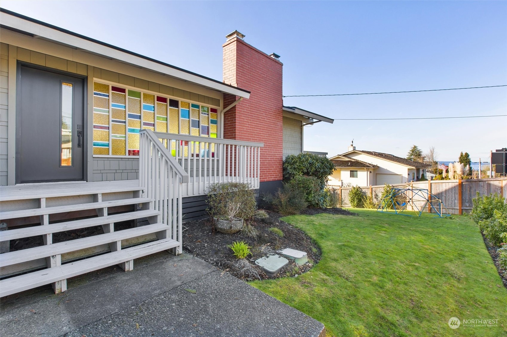 857 Walnut Street Edmonds, WA 98020 - Photo 4 of 40 Gallery Image 4